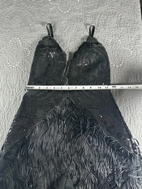 Windsor Women’s Black Sequin and Fringe Romper NWT Size M - Picture 6 of 14